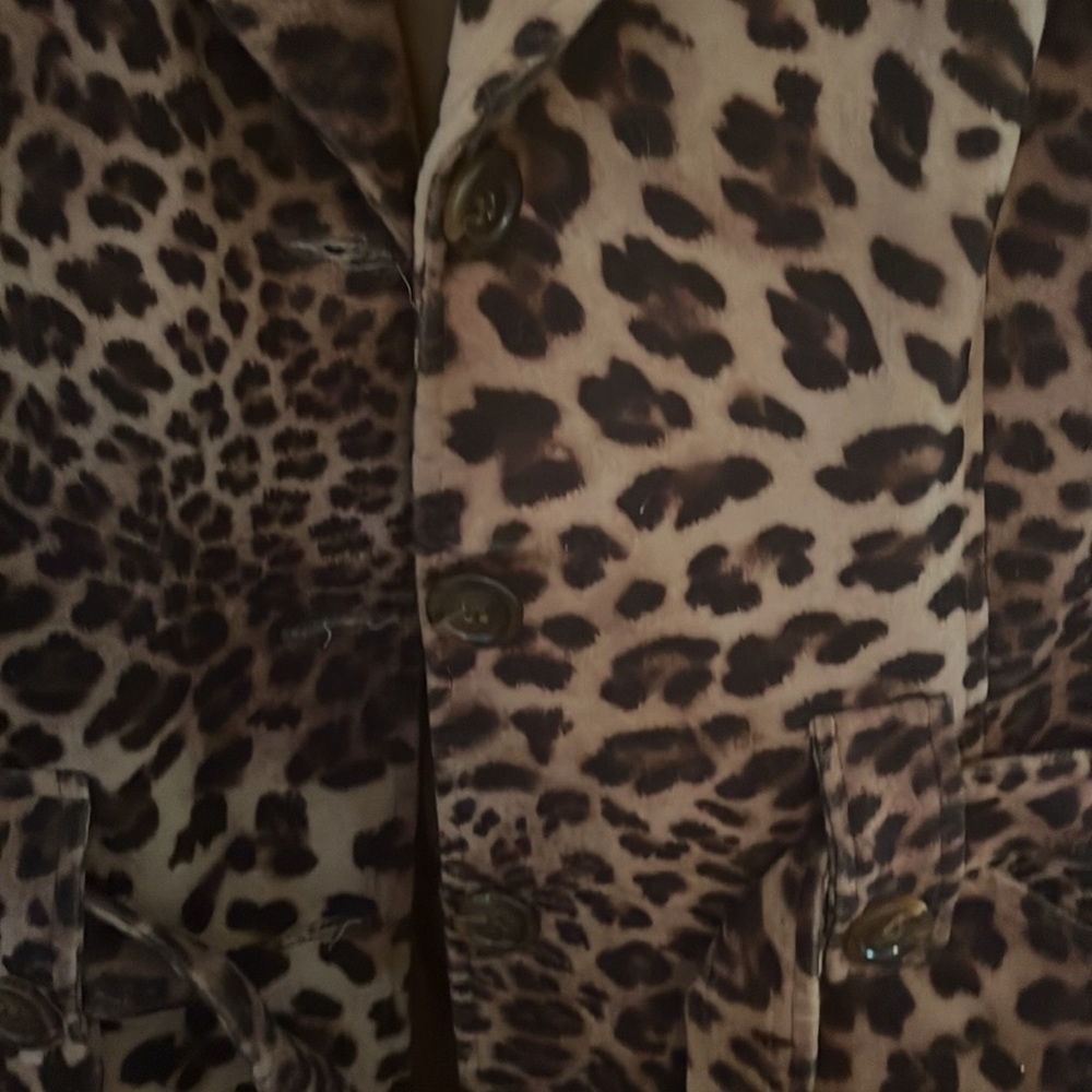 Bentley a. cheetah print Knee length coat, size large - Picture 8 of 8